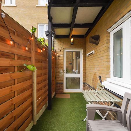 A Beautiful Stylish 2 Bedroom Apartment -City Of Londres Extérieur photo