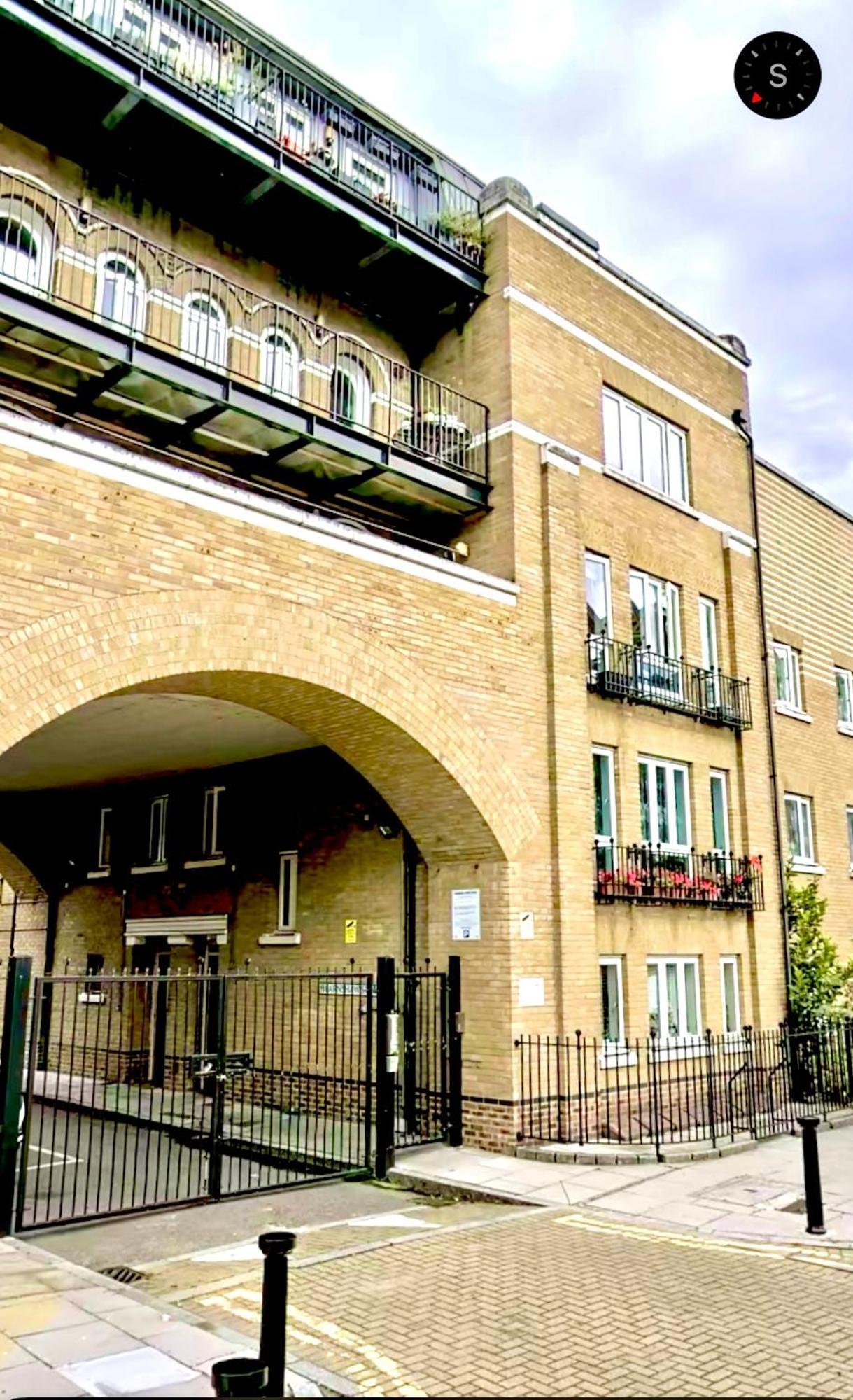 A Beautiful Stylish 2 Bedroom Apartment -City Of Londres Extérieur photo
