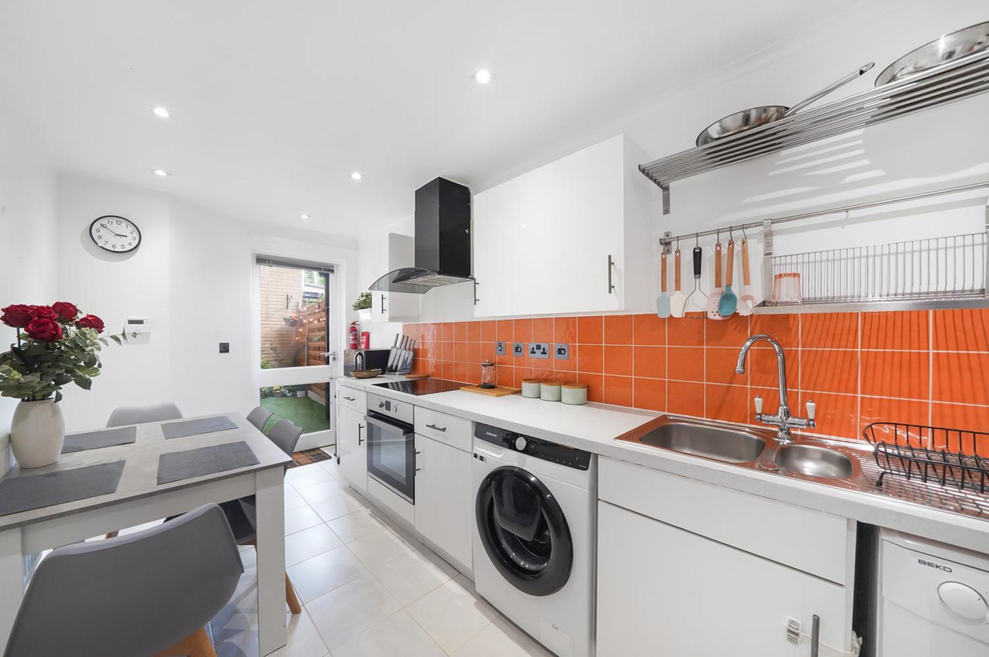 A Beautiful Stylish 2 Bedroom Apartment -City Of Londres Extérieur photo