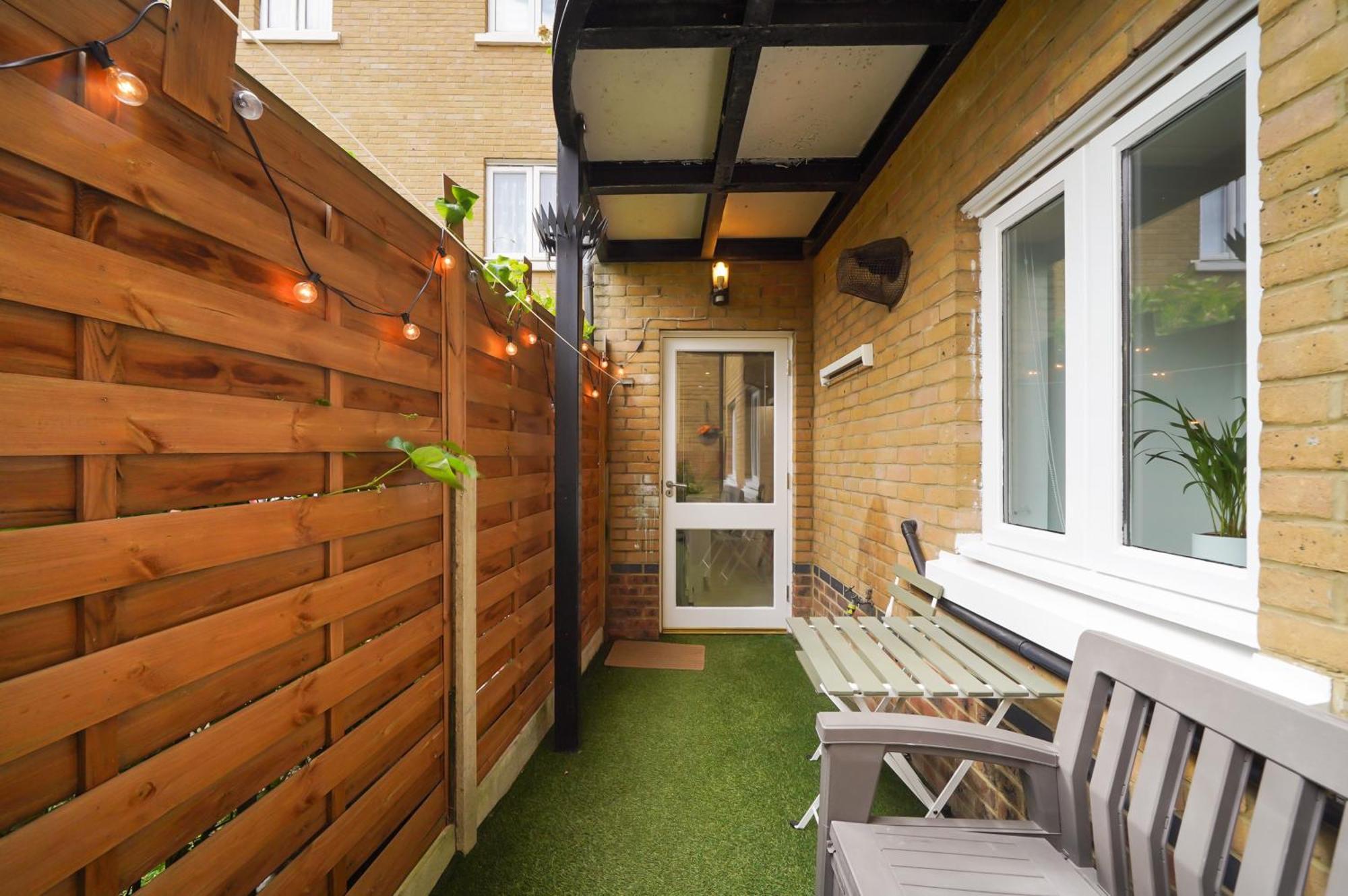 A Beautiful Stylish 2 Bedroom Apartment -City Of Londres Extérieur photo