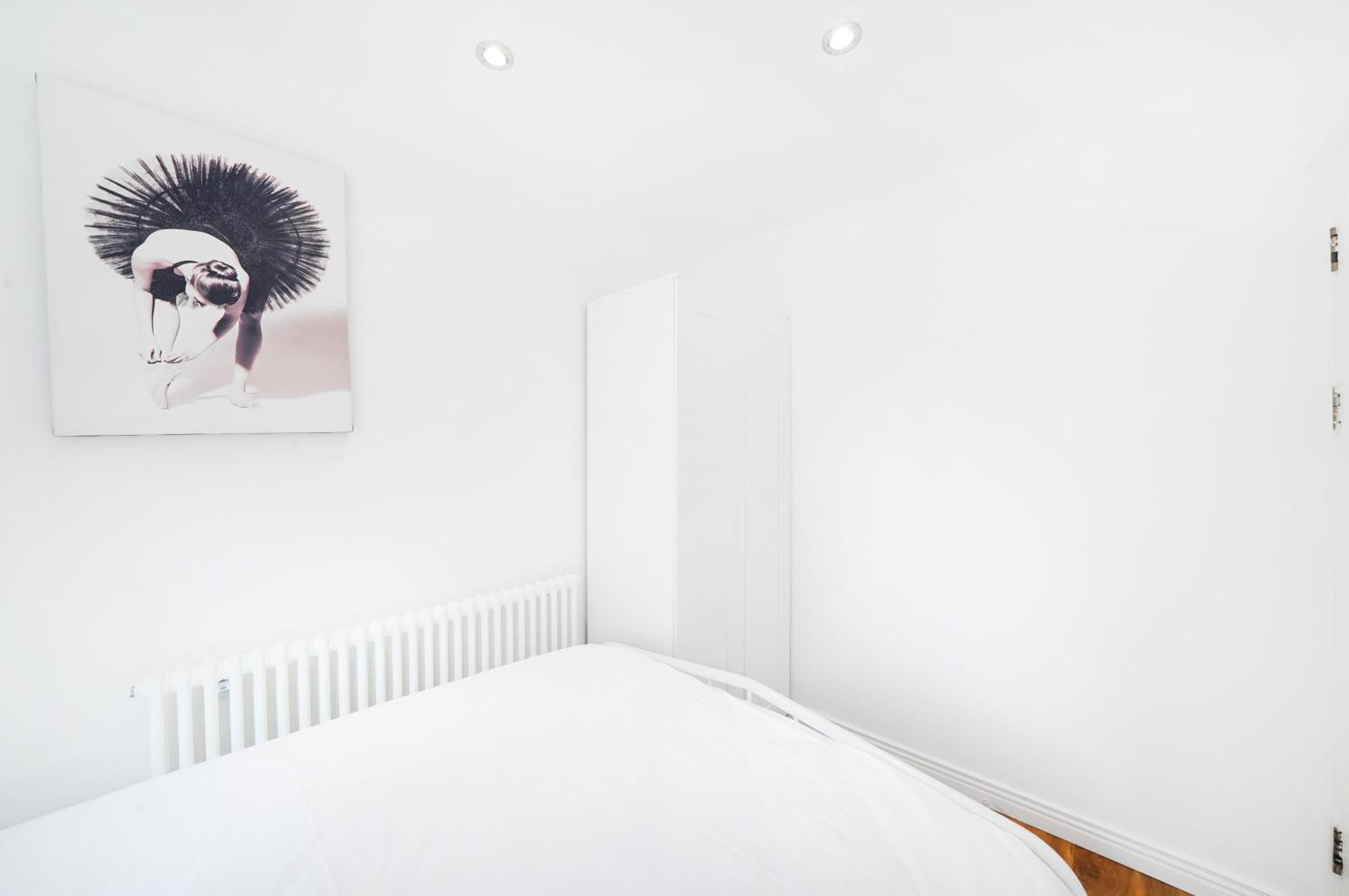 A Beautiful Stylish 2 Bedroom Apartment -City Of Londres Extérieur photo