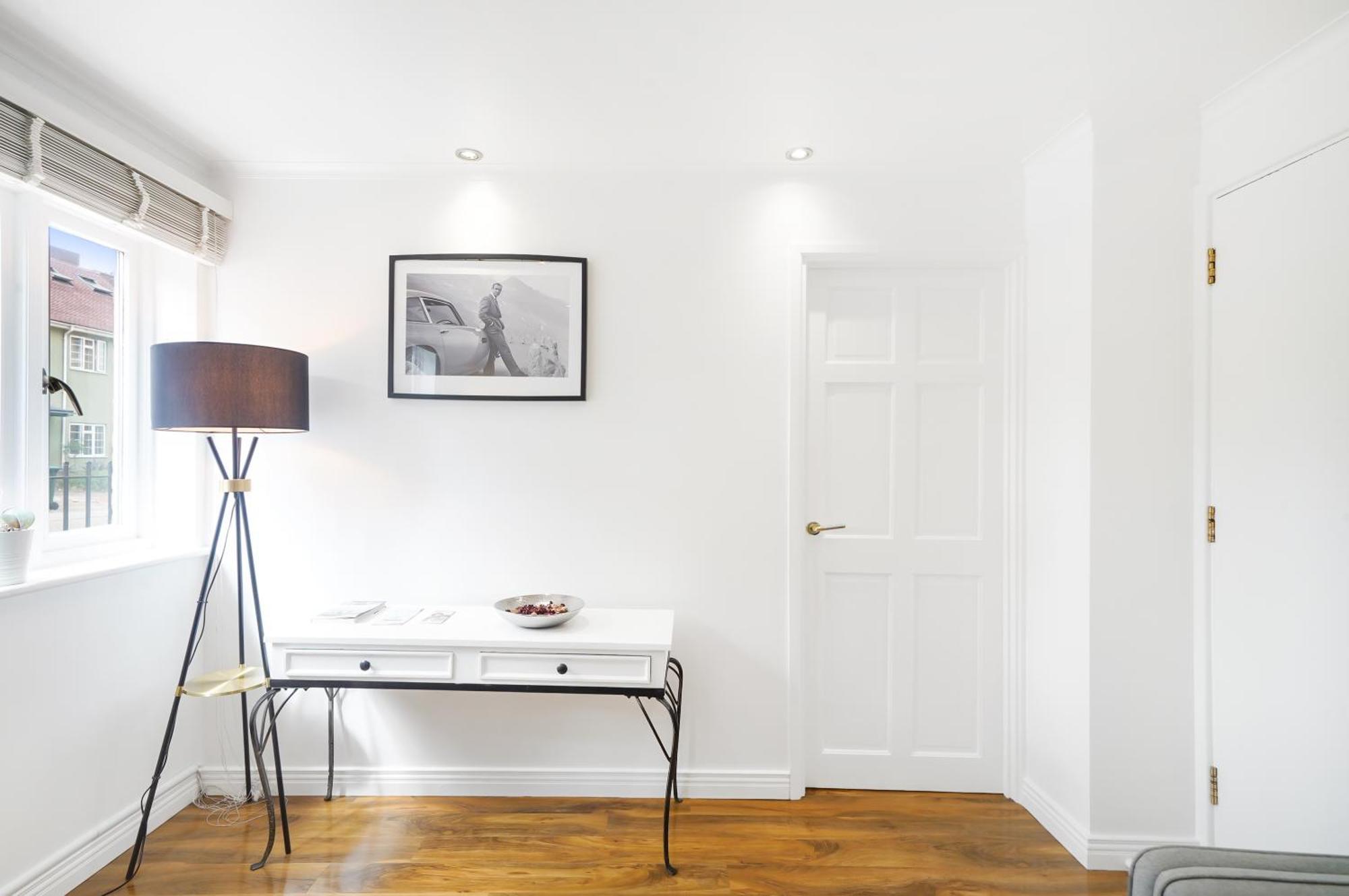 A Beautiful Stylish 2 Bedroom Apartment -City Of Londres Extérieur photo